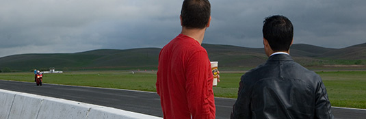 Michael Lock watching Eric Gulbransen on a 1098